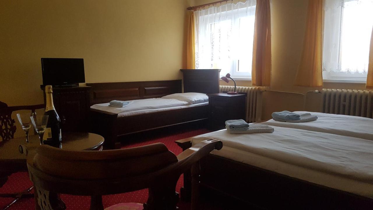 Hotel Slunecna Bozi Dar Exterior photo