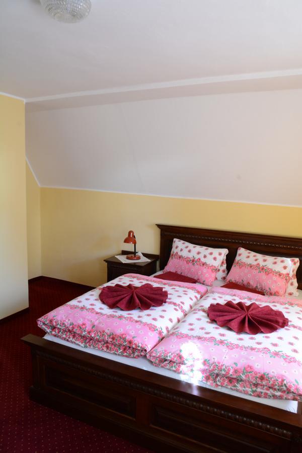 Hotel Slunecna Bozi Dar Exterior photo